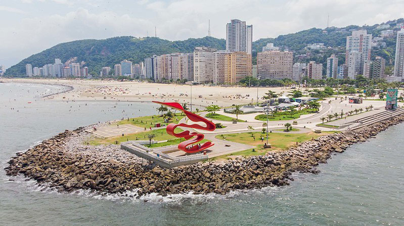 ROGERIO_CASSIMIRO_escultura_tomie_ohtake_SANTOS_SP